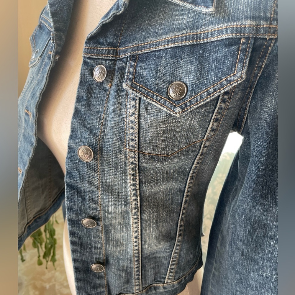 Jessica Simpson butterfly patch jean jacket - Picture 3 of 10